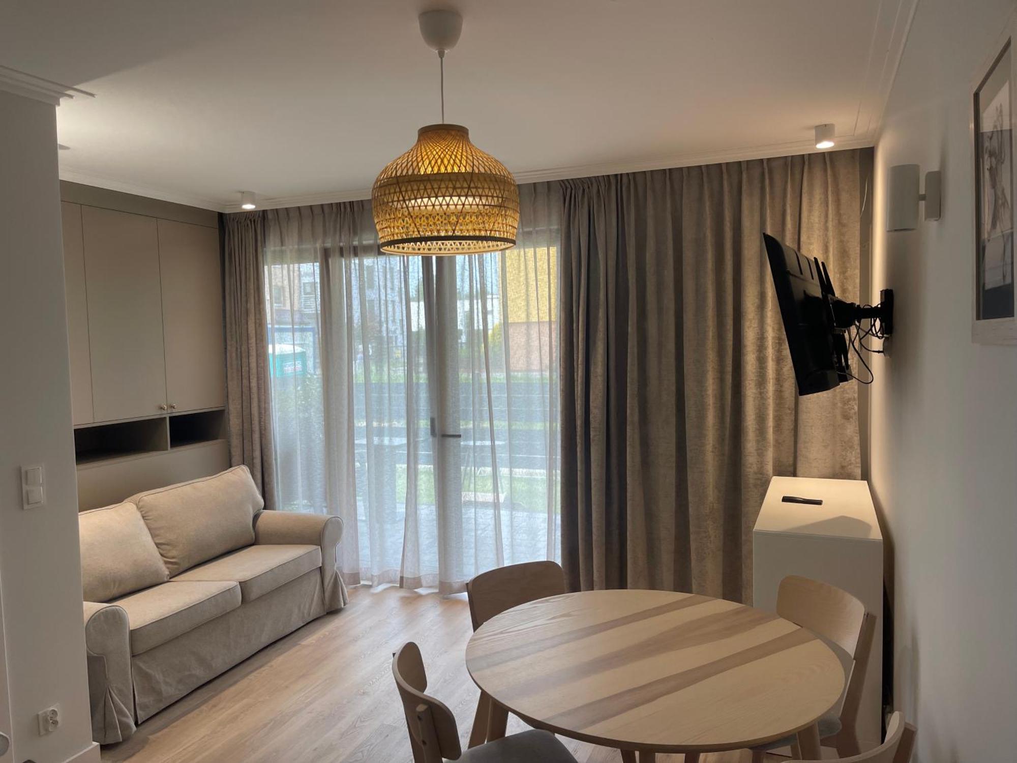 Apartment Port *